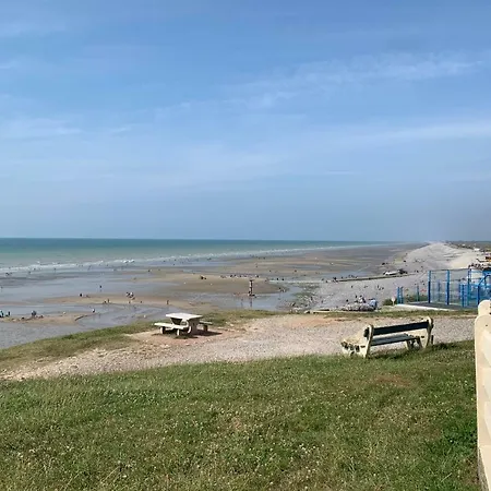 Charmante Maison Mitoyenne Située à Ault